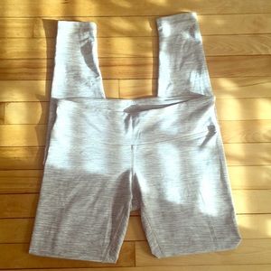 Lululemon full length yoga pants size 10